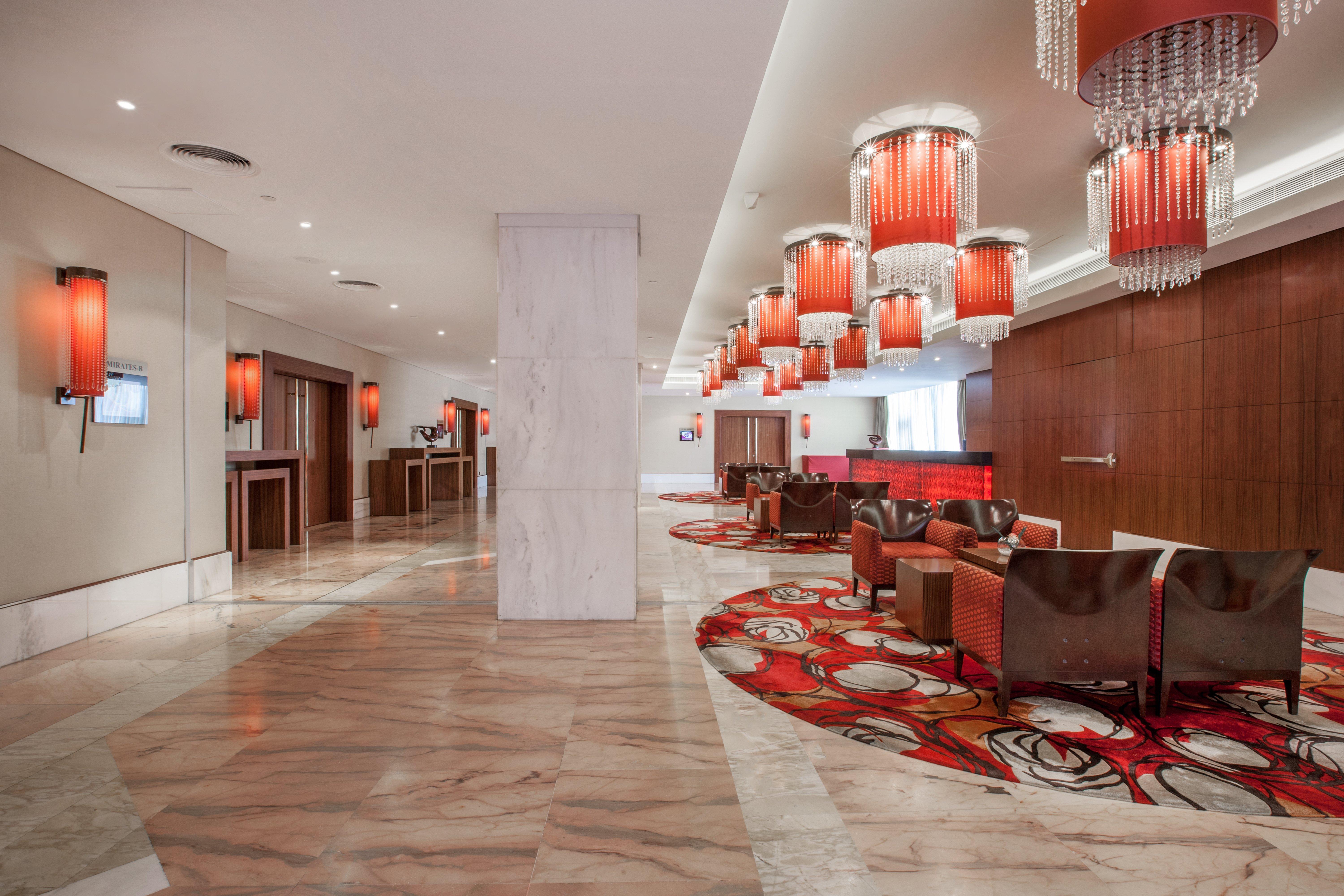 Отель Crowne Plaza Dubai Deira By Ihg Экстерьер фото Lobby